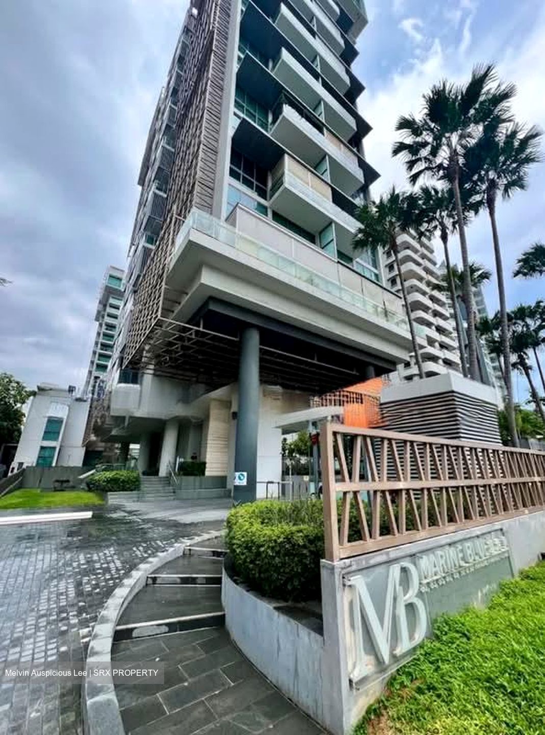 Marine Blue (D15), Condominium #593729931